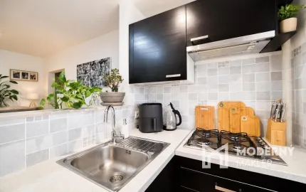 Na predaj kompletne zrekonštruovaný 3,5-izbový byt s loggiou, Gabčíkova, Karlova Ves – Bratislava