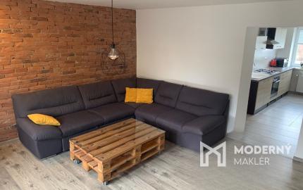 Na prenájom kompletne zariadený 2-izbový byt po rekonštrukcii v Trenčíne – Sihoť II