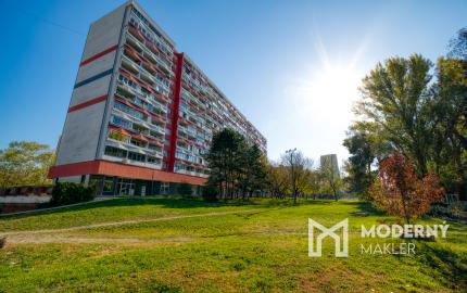 Na predaj svetlá 2-garsónka s balkónom v Bratislave – Petržalke, Osuského ulica