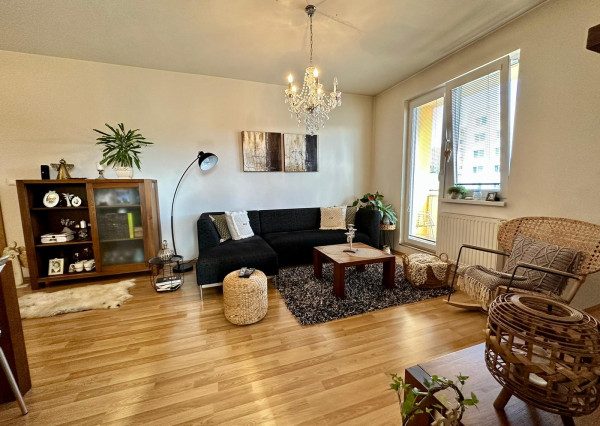 REZERVOVANÉ - EXKLUZÍVNA PONUKA! NA PREDAJ ŠTÝLOVÝ 2 IZBOVÝ BYT NA VÝCHODNEJ ULICI V TRENČÍNE