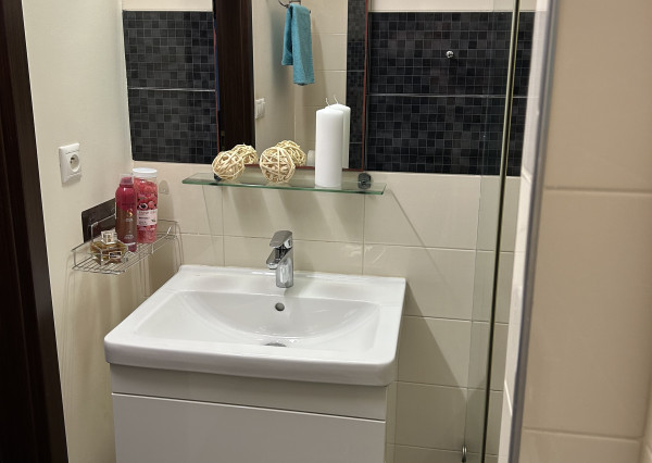 PREDANÝ!!! Slnečný 1-izbový byt v tichom prostredí mesta Piešťany