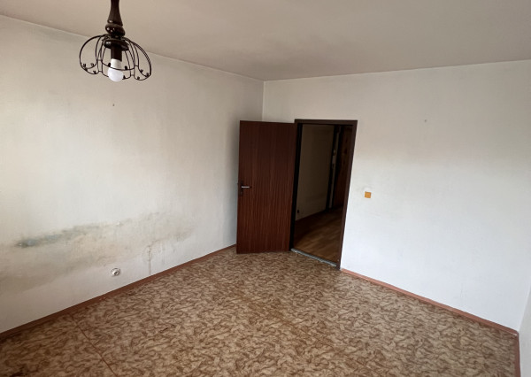 3+1 izbový byt vyhodný na rekonštrukciu, Nemšová