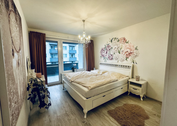 Predaj útulného zariadeného 3-izb. bytu s veľkou terasou