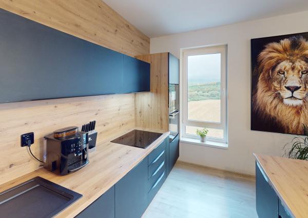 Predaj útulného zariadeného 3-izb. bytu s veľkou terasou