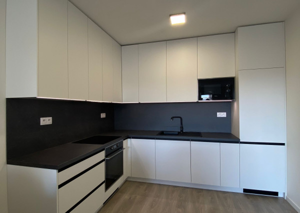 Krásne zariadený dvojizbový byt na ulici Hanzlíkovská