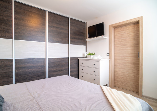 Na predaj priestranný 4-izbový byt v Trenčíne