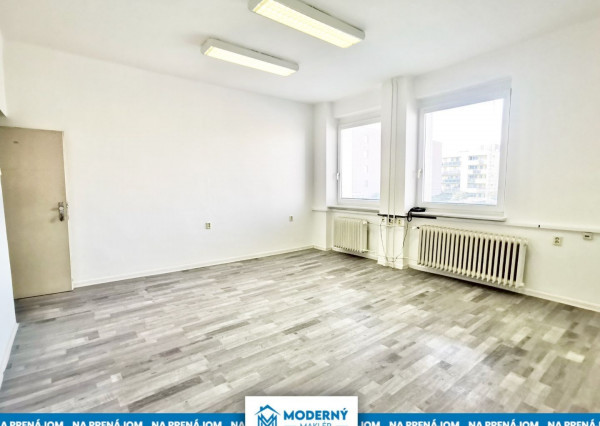 Na prenájom administratívny priestor o výmere 23,8m2 v Stupave – AB17