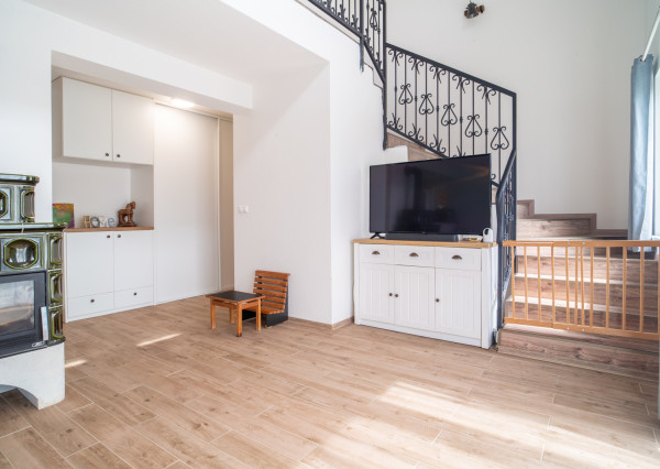 Na predaj príjemný 4-izbový rodinný dom v Lehniciach