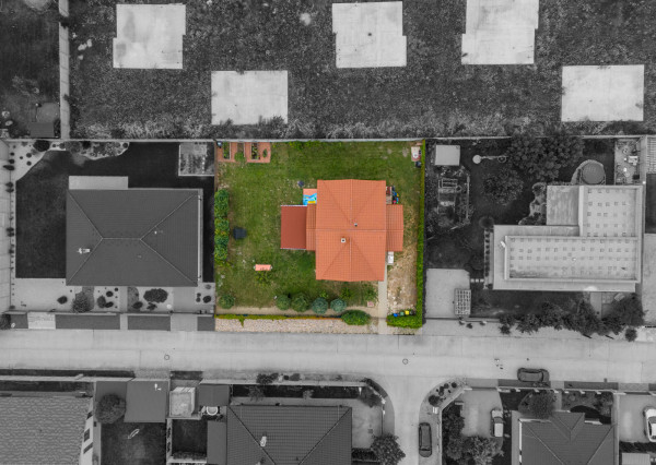 Na predaj príjemný 4-izbový rodinný dom v Lehniciach