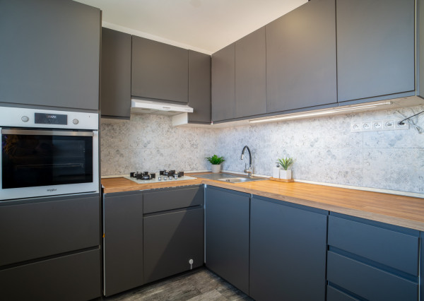 Na prenájom kompletne zariadený 3-izbový byt v Malackách