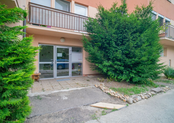 Na predaj 3-izbový byt v pokojnej lokalite Mostu pri Bratislave