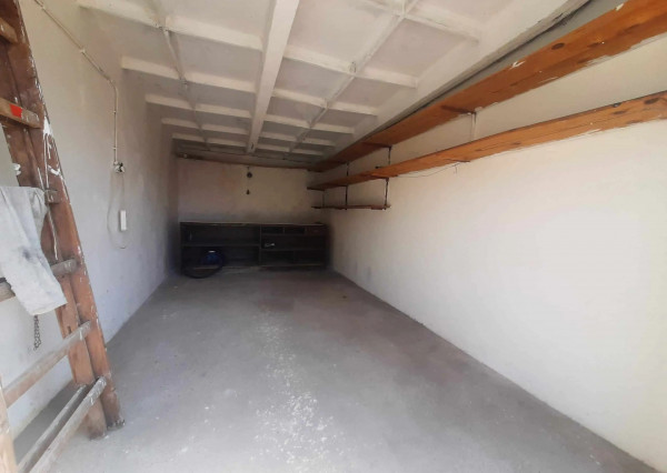 Na prenájom murovaná garáž v Stupave