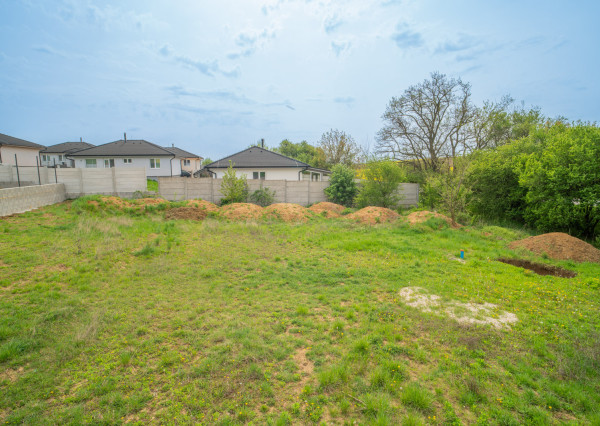 Na predaj stavebný pozemok vo vyhľadávanej lokalite Nitry