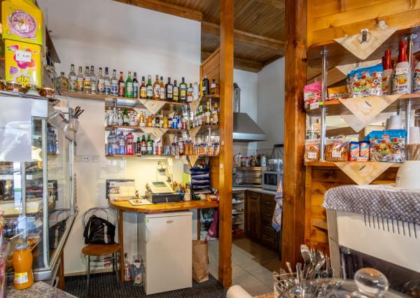 Na predaj komerčná budova v centre mesta Spišská Stará Ves so skvelým investičným potenciálom