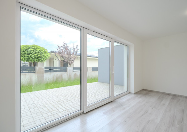 Na predaj 3-izbový byt v ŠTANDARDE so slnečnou terasou kúsok od Prešova