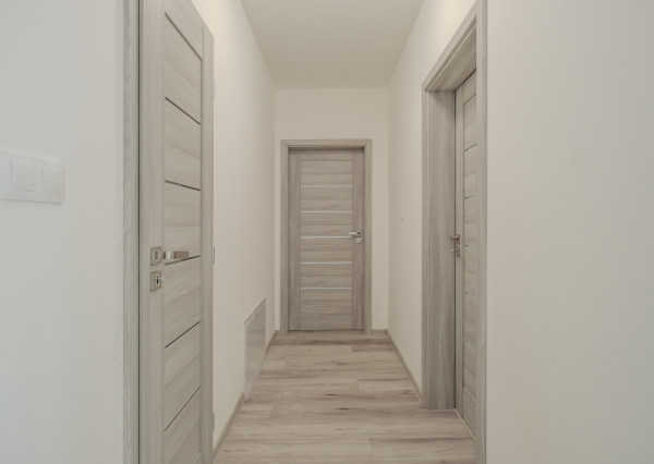 Na predaj 3-izbový byt v ŠTANDARDE so slnečnou terasou kúsok od Prešova