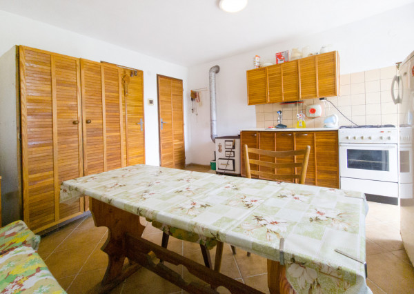 Na predaj rekreačná chata v jedinečnom prostredí Malých Karpát v Sološnici