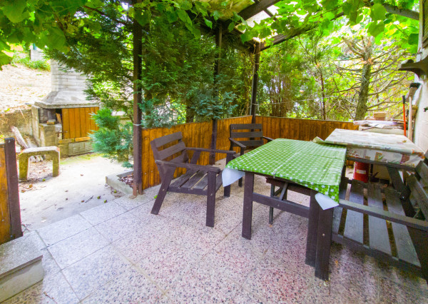 Na predaj rekreačná chata v jedinečnom prostredí Malých Karpát v Sološnici