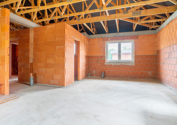 Na predaj nadštandardná 5-izbová novostavba rodinného domu v pokojnej časti Nových Zámkov