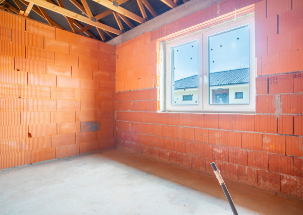 Na predaj nadštandardná 5-izbová novostavba rodinného domu v pokojnej časti Nových Zámkov