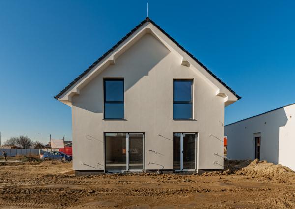 Na predaj nadštandardná novostavba dvojpodlažného rodinného domu v Novej Dedinke