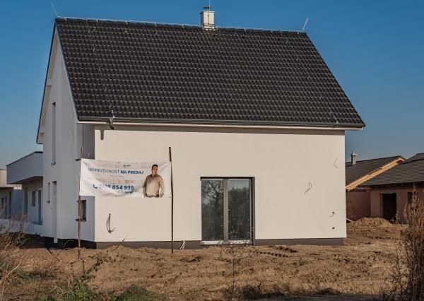 Na predaj nadštandardná novostavba dvojpodlažného rodinného domu v Novej Dedinke