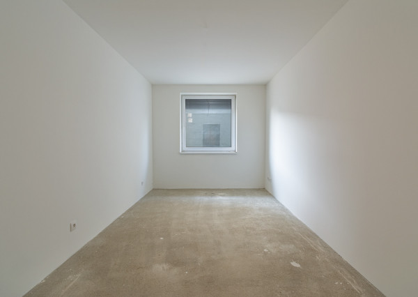 Na predaj priestranný 4-izbový bungalov s terasou v Hrnčiarovciach nad Parnou