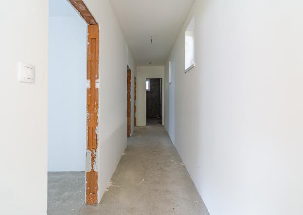 Na predaj moderný 4-izbový rodinný dom s terasou v Hrnčiarovciach nad Parnou