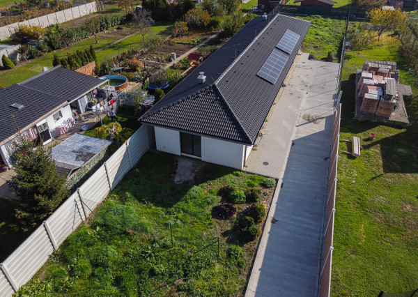 Na predaj jedinečný 4-izbový rodinný dom s terasou v Hrnčiarovciach nad Parnou