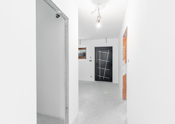 Na predaj moderný 5-izbový rodinný dom v Šamoríne