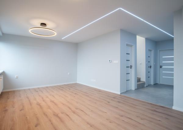 Na predaj štýlovo zrekonštruovaný dvojpodlažný rodinný dom za výhodnú cenu v obci Veľká Mača