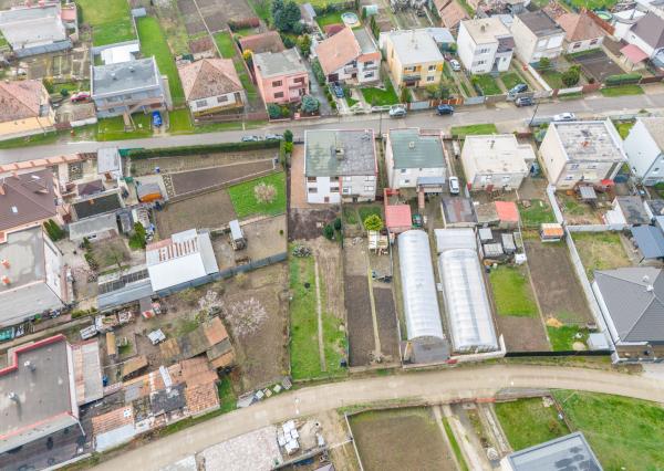 Na predaj štýlovo zrekonštruovaný dvojpodlažný rodinný dom za výhodnú cenu v obci Veľká Mača