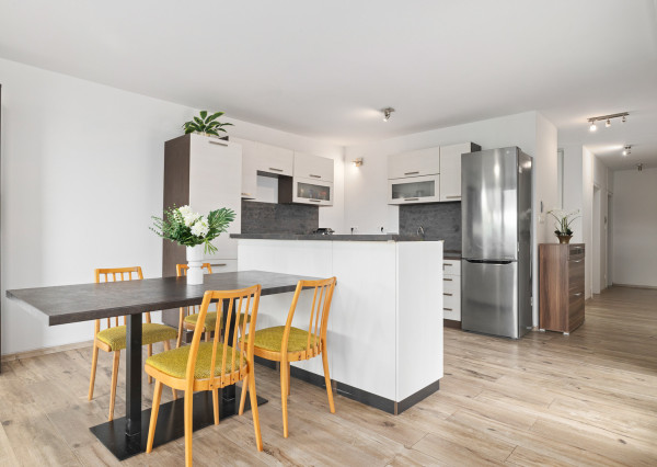 Na predaj moderný dom s terasou v Ružinove - Domové role