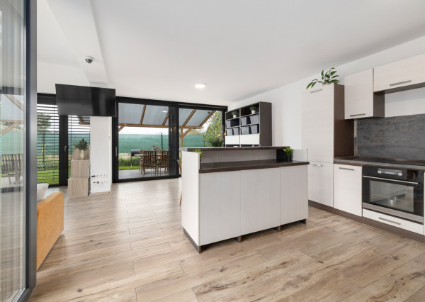 Na predaj moderný dom s terasou v Ružinove - Domové role