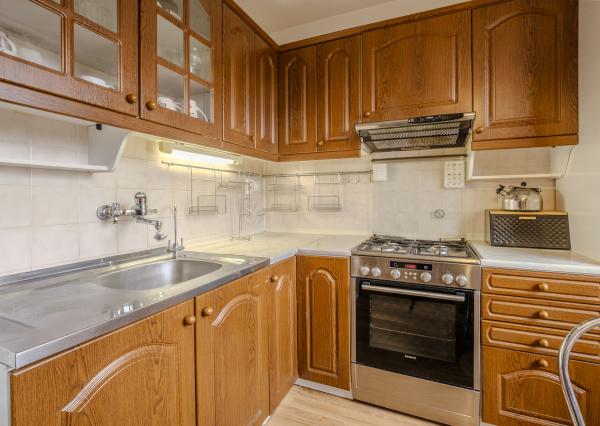 REZERVOVANÉ: Na predaj slnečný 4-izbový byt na Námestí Kráľovnej pokoja v Prešove