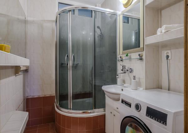 REZERVOVANÉ: Na predaj slnečný 4-izbový byt na Námestí Kráľovnej pokoja v Prešove