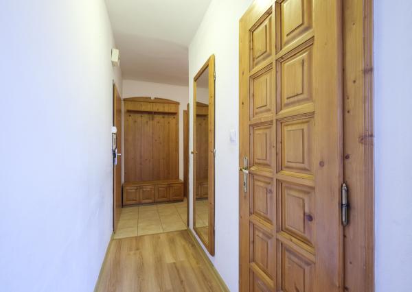 REZERVOVANÉ: Na predaj slnečný 4-izbový byt na Námestí Kráľovnej pokoja v Prešove