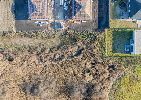 Na predaj slnečné pozemky vhodné na výstavbu rodinného domu v obci Malé Leváre