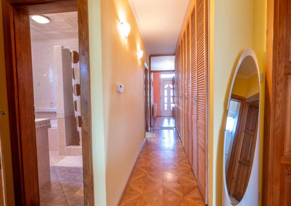 Na predaj dvojgeneračný rodinný dom s bazénom v Gabčíkove