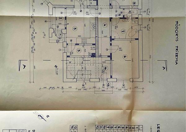Na predaj dvojgeneračný rodinný dom s bazénom v Gabčíkove