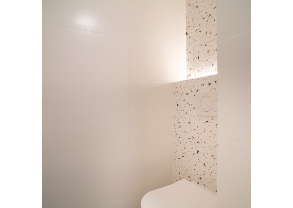 Na predaj priestranný 1-izbový byt na Haburskej ulici v Ružinove