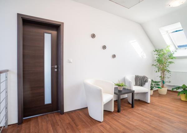 REZERVOVANÉ - Na predaj klimatizovaný 4-izbový rodinný dom s garážou a možnosťou prerobenia na 5-izbový v Senci