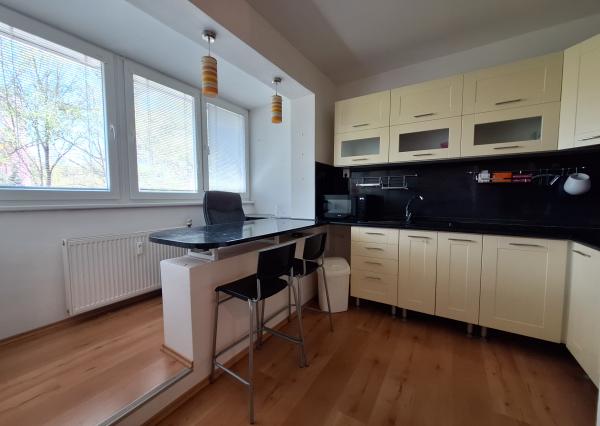 Na prenájom kompletne zariadený 1 - izbový byt v Žiline