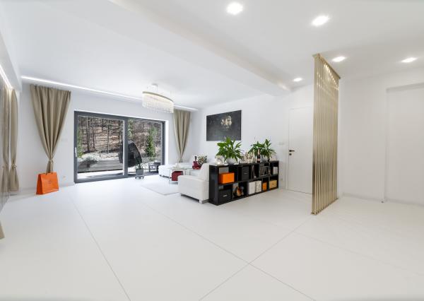 Na predaj nadštandardný 3- izbový byt v jedinečnej lokalite Súľov