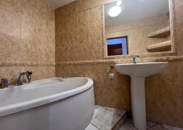 Na prenájom moderný 2-izbový byt na Bavlnárskej ulici v Trenčíne
