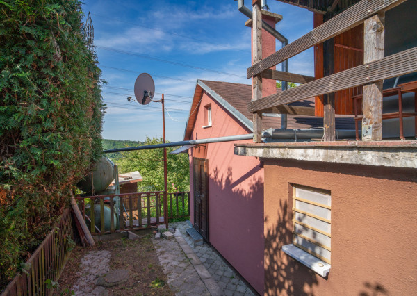 Na predaj rekreačný pozemok so záhradnou chatou v Stupave