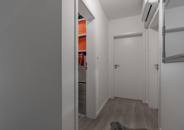 REZERVOVANÉ: Na predaj kompletne zariadený 5-izbový rodinný dom v Rovinke