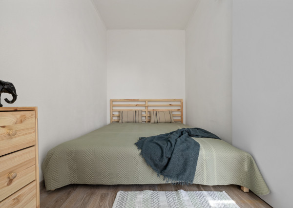 Na prenájom priestranný, moderný 2-izbový byt na Riazanskej ulici v Bratislave