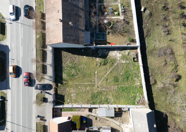 Na predaj rovinatý pozemok na výstavbu v Piešťanoch