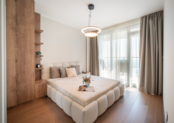 Na prenájom 2-izbový byt so šatníkom v Eurovea Tower – Bratislava